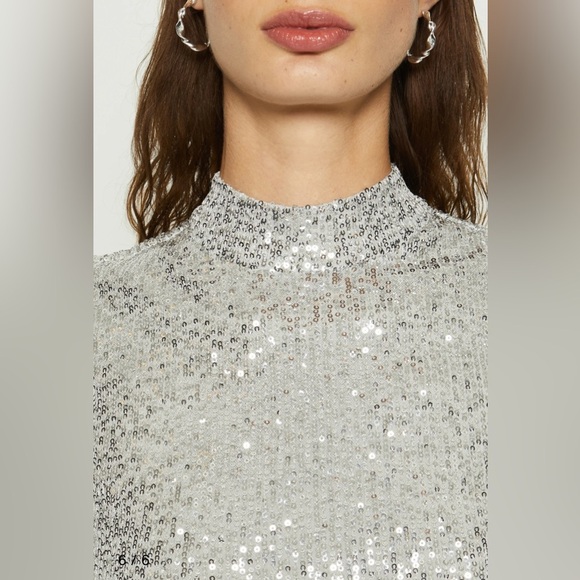 Abercrombie & Fitch Silver Sequin Long Sleeve Dress • MP • NWT - Picture 10 of 13